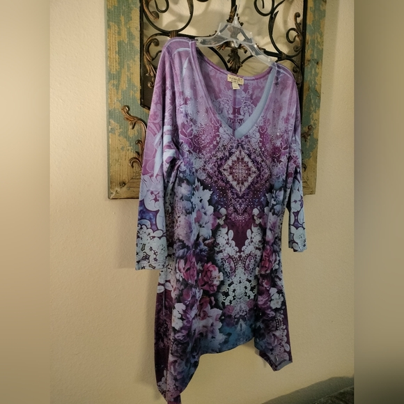 One World Purple embellished Top. Size Small - Picture 2 of 6